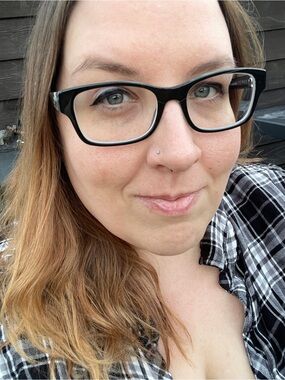 Meet your Posher, Jenna-lee